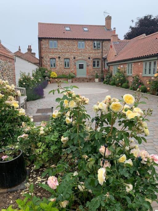 Wood Norton Idyllic Rural Retreat - Stunning 2 Bed Annex.ヴィラ エクステリア 写真